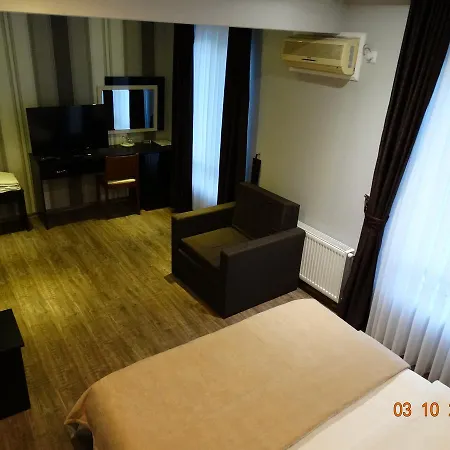 Hotel Mimoza 3*