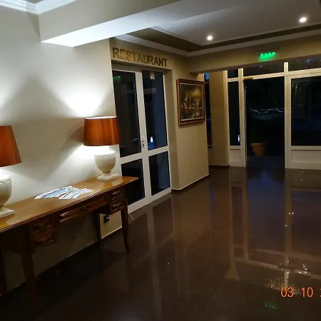 Hotel Mimoza 3*