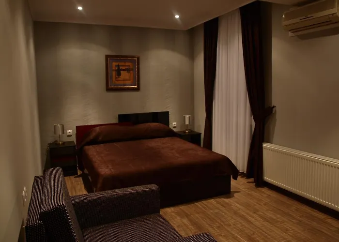 Mimoza Ξενοδοχείο Ράζγκραντ