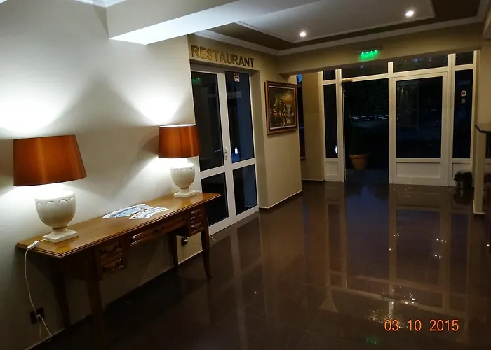 Ξενοδοχείο Mimoza 3*